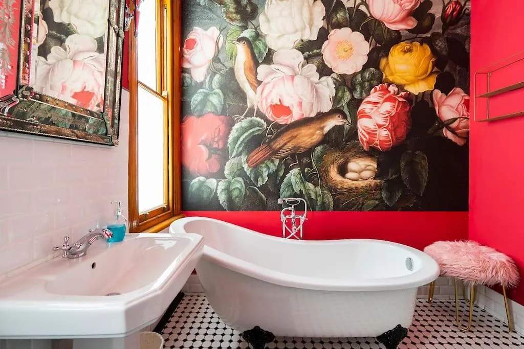 Luxury Victorian House W/ Spectacular Roof Terrace Villa Cape Town